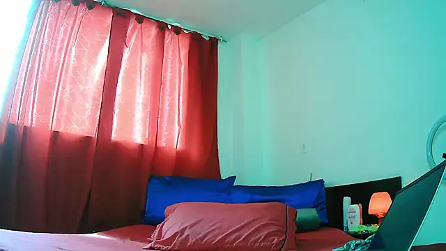 MissAsly online show from November 30, 2025, 3:24 pm