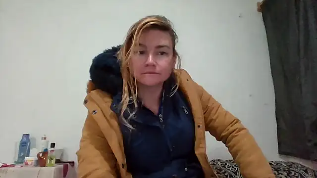 Snapshot of vagimosa chatting on November 12, 2025, 5:11 am vagimosa online show from November 12, 2025, 5:11 am