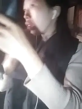 Khanhu xx online show from December 19, 2025, 1:31 am