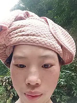 Khanhu xx online show from January 17, 2026, 3:32 am