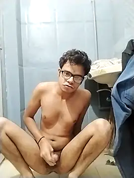 sexybobby13 online show from November 27, 2025, 12:05 pm