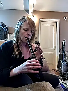 littledancer online show from January 17, 2026, 5:33 am