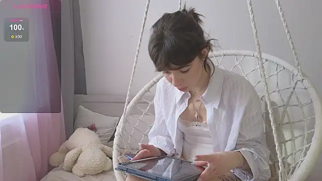 Sexy frie online show from March 6, 2026, 9:26 am