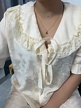 lee ly online show from March 13, 2026, 11:37 am