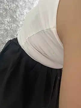 lee ly online show from April 29, 2026, 10:08 am