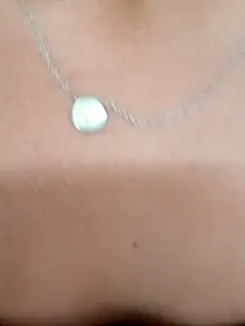 Hotmommax online show from March 16, 2026, 11:40 pm