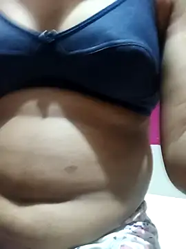 sweetysmita online show from September 27, 2025, 4:46 pm