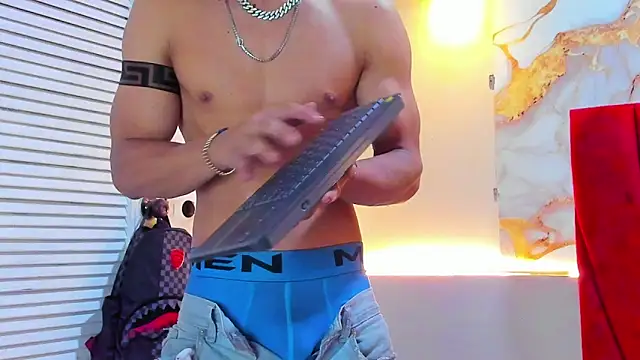 daniscot online show from October 25, 2025, 4:11 am