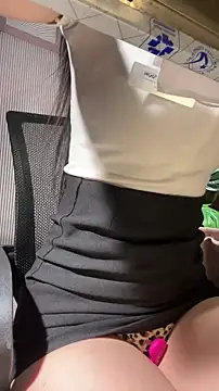 Gina999 online show from April 14, 2026, 2:49 am