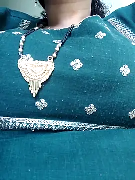 Hot  bhabhi 99 online show from November 17, 2025, 5:55 am