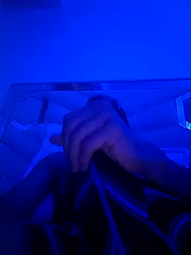 morenito 00987 online show from September 29, 2025, 11:32 pm