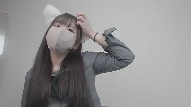 Pome 18 cute online show from October 27, 2025, 10:05 am