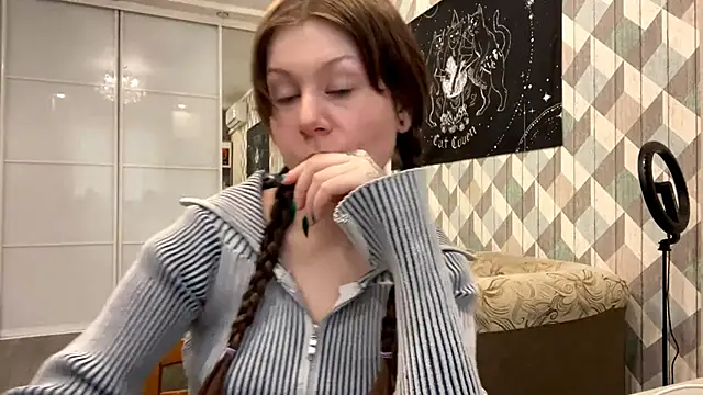 RebelKitsune online show from October 18, 2025, 6:37 am