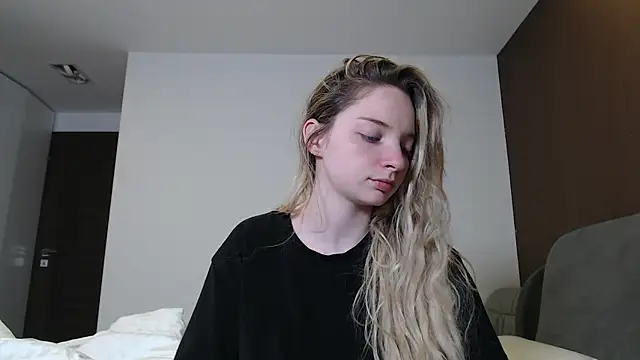 Snapshot of jessicahbelle chatting on June 12, 2026, 2:20 am jessicahbelle online show from June 12, 2026, 2:20 am