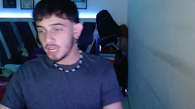 Sebasxxl12 online show from January 14, 2026, 5:11 am