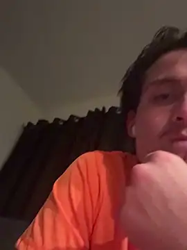 itsthecatchh online show from October 14, 2025, 8:04 am