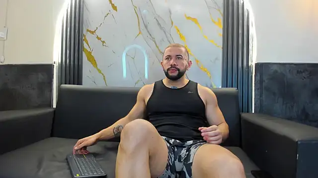 isaac franko online show from November 16, 2025, 9:08 pm