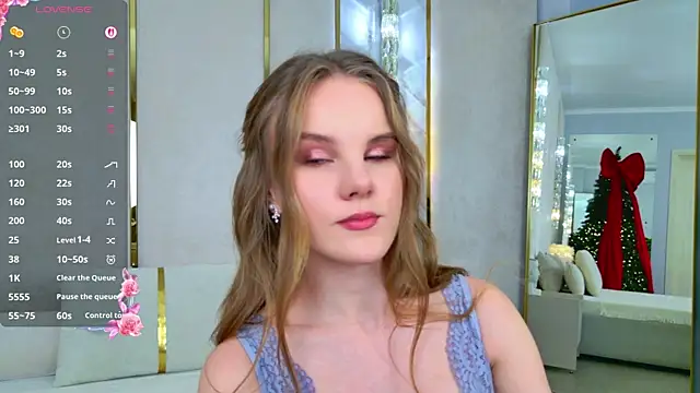 Snapshot of Lili_Lohan chatting on November 28, 2025, 5:02 pm Lili Lohan online show from November 28, 2025, 5:02 pm