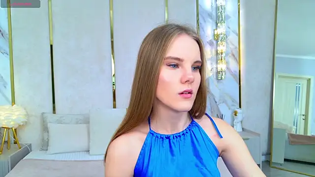 Snapshot of Lili_Lohan chatting on October 14, 2025, 5:02 pm Lili Lohan online show from October 14, 2025, 5:02 pm