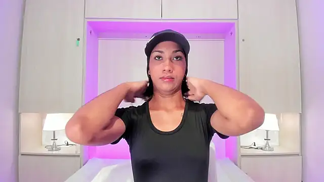 Snapshot of AnahiCollins chatting on June 17, 2026, 11:31 am AnahiCollins online show from June 17, 2026, 11:31 am