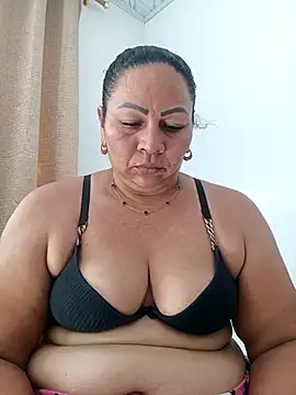 Dirty Candy online show from November 3, 2025, 1:37 pm