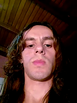 monroedelrey online show from December 17, 2025, 1:10 am