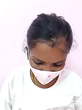 Snapshot of Tamil_Monika chatting on November 21, 2025, 9:41 am Tamil Monika online show from November 21, 2025, 9:41 am