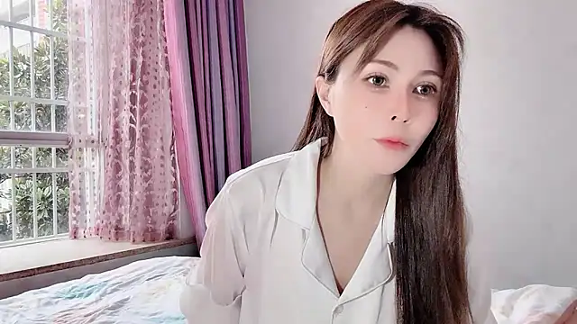 Snapshot of Titi-175 chatting on June 30, 2026, 8:47 am Titi-175 online show from June 30, 2026, 8:47 am