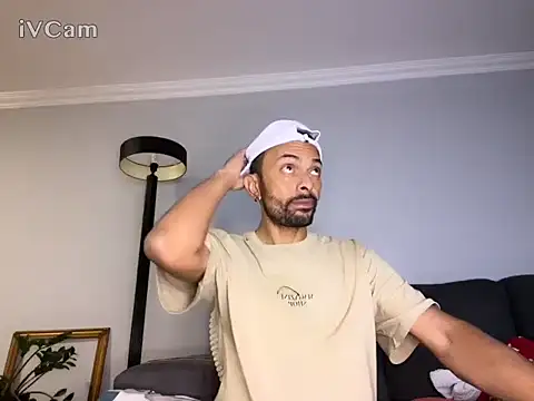 XxvanxX online show from November 19, 2025, 7:58 pm