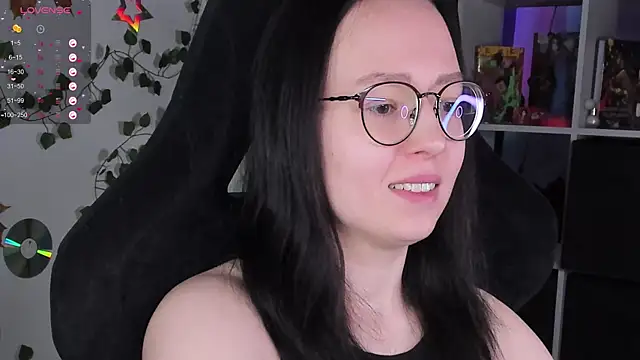 Snapshot of power_robynn chatting on October 20, 2025, 4:51 pm power robynn online show from October 20, 2025, 4:51 pm