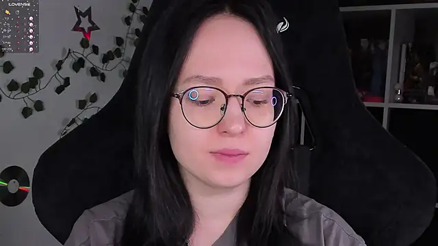 Snapshot of power_robynn chatting on October 16, 2025, 4:04 pm power robynn online show from October 16, 2025, 4:04 pm