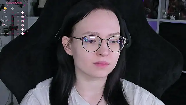 Snapshot of power_robynn chatting on November 20, 2025, 5:02 pm power robynn online show from November 20, 2025, 5:02 pm