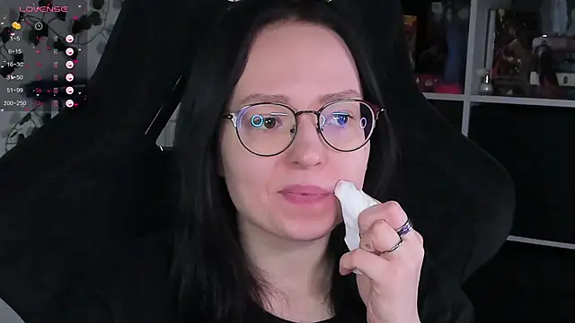 Snapshot of power_robynn chatting on October 30, 2025, 12:36 pm power robynn online show from October 30, 2025, 12:36 pm