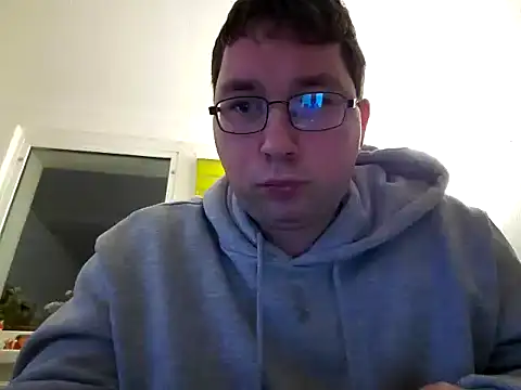 stivi2526 online show from November 24, 2025, 10:43 pm