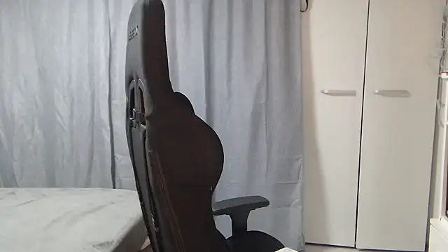 miss Lia13 online show from February 27, 2026, 5:46 pm