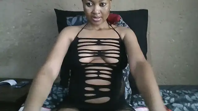 Snapshot of petitenanax2020 chatting on October 25, 2025, 7:07 am petitenanax2020 online show from October 25, 2025, 7:07 am