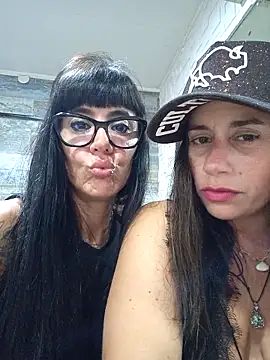 Amarteverdaderamente online show from March 15, 2026, 1:45 am