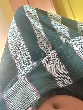 Hhhggghrrr3219 online show from October 19, 2025, 1:41 am