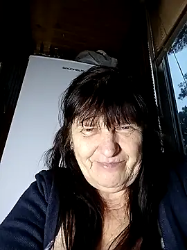 Apeesynka55211 online show from December 1, 2025, 1:56 pm