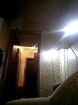 Apeesynka55211 online show from April 18, 2026, 8:09 pm