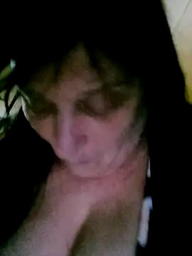 Apeesynka55211 online show from February 13, 2026, 9:15 pm