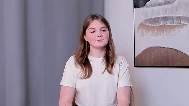 AddieRozo online show from September 29, 2025, 8:54 am