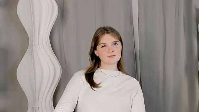 AddieRozo online show from October 1, 2025, 9:25 am