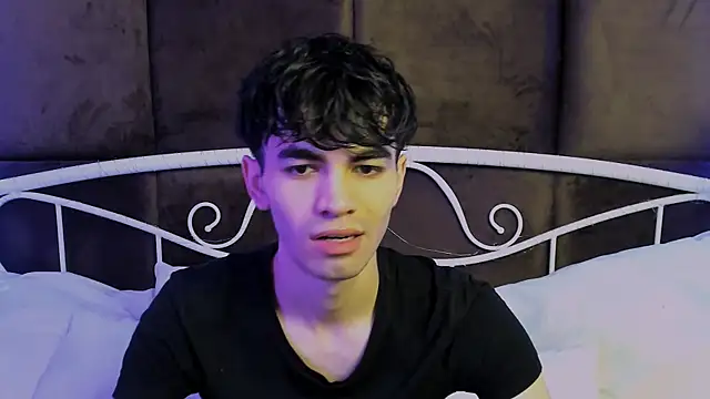 JaremyHarris online show from November 23, 2025, 9:14 pm