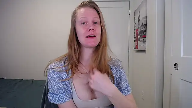 naughtyfox89 online show from March 19, 2026, 3:39 am