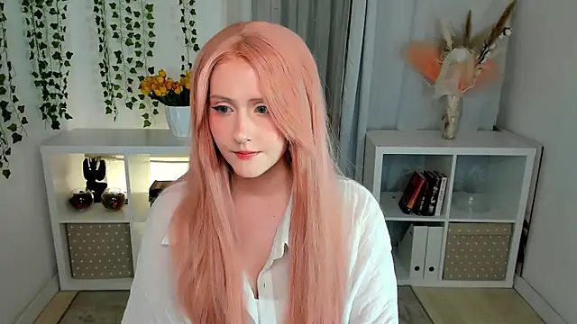 Snapshot of DelilahTaylor chatting on July 5, 2026, 10:05 pm DelilahTaylor online show from July 5, 2026, 10:05 pm