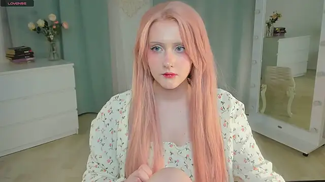 Snapshot of DelilahTaylor chatting on June 13, 2026, 10:29 pm DelilahTaylor online show from June 13, 2026, 10:29 pm