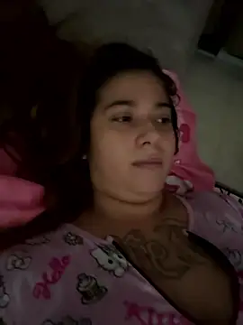 Snapshot of violeticafox chatting on January 11, 2026, 3:35 am violeticafox online show from January 11, 2026, 3:35 am