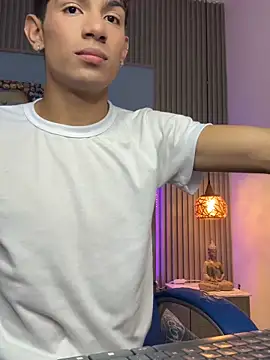 cherub  online show from November 26, 2025, 12:49 pm