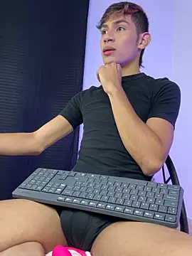 cherub  online show from November 17, 2025, 11:31 pm